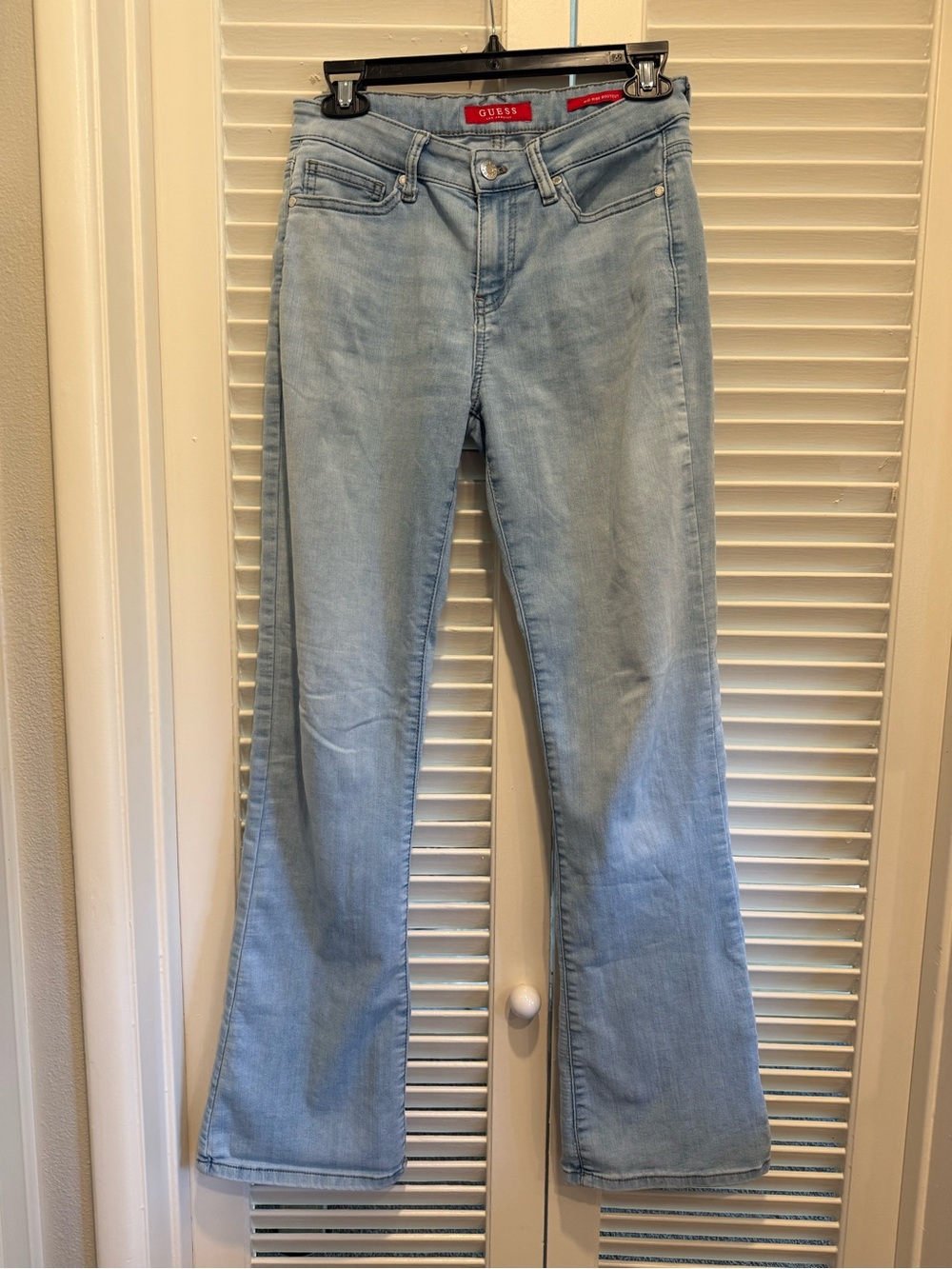 GUESS Light Blue mid rise bootcut size 27  - Women's